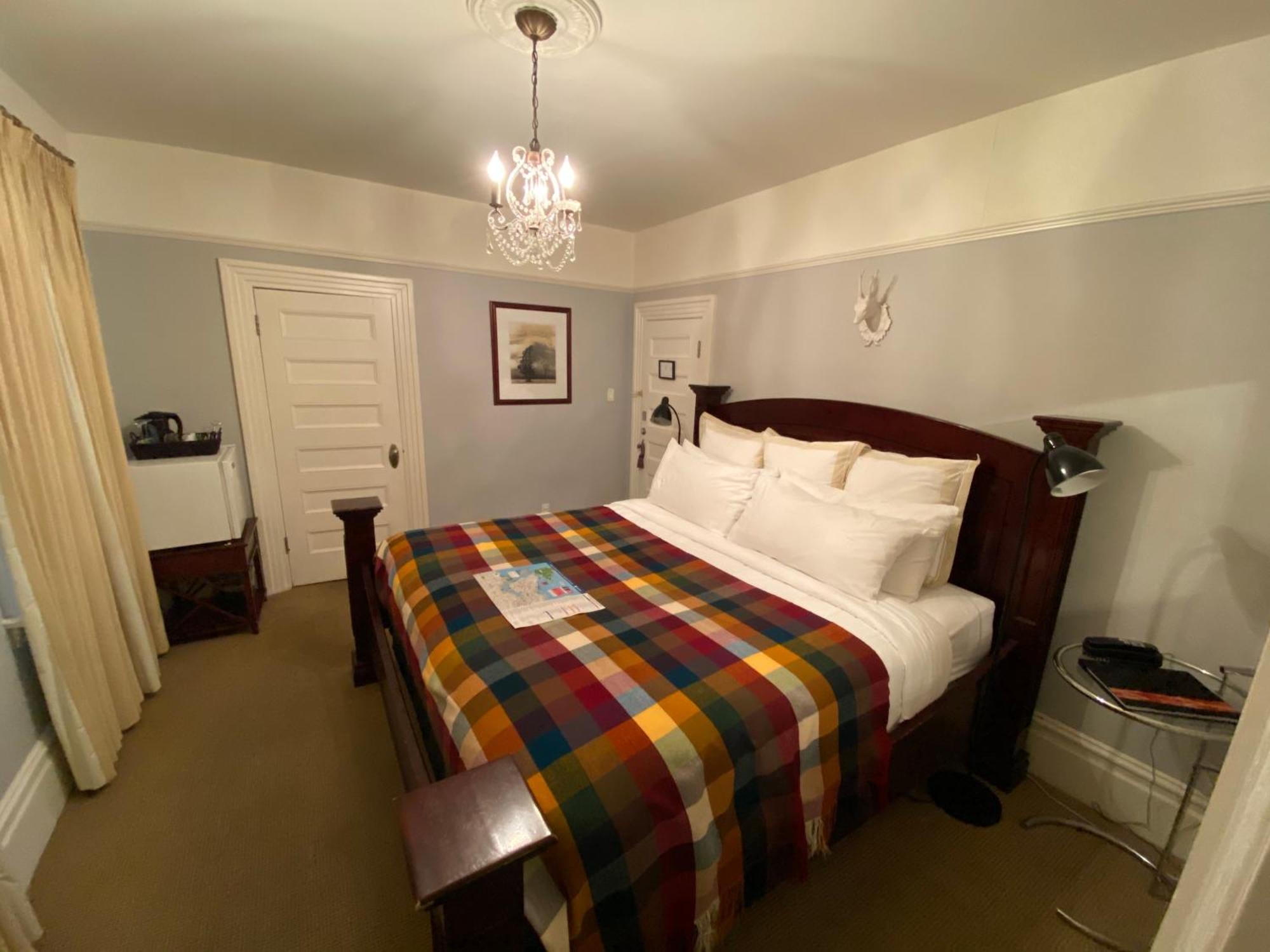 Barclay House Bed And Breakfast แวนคูเวอร์ ภายนอก รูปภาพ