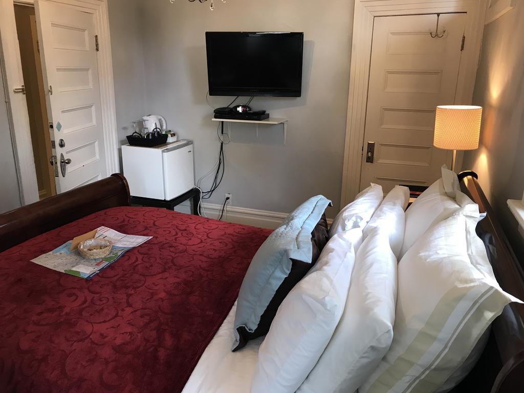 Barclay House Bed And Breakfast แวนคูเวอร์ ภายนอก รูปภาพ